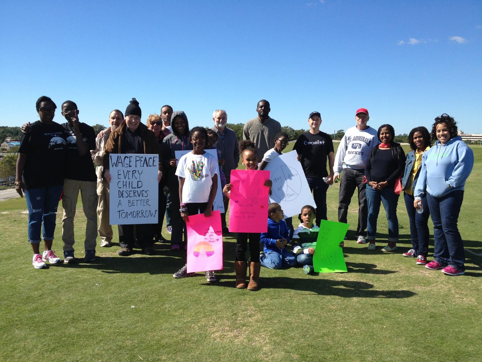 Beautiful group picture of the Prayer walk for peace